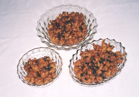 Susan Juster Viner and Cousin Big Jennie’s Rosh Hashanah Taiglach Susan Juster Viner and Cousin Big Jennie’s Rosh Hashanah Taiglach